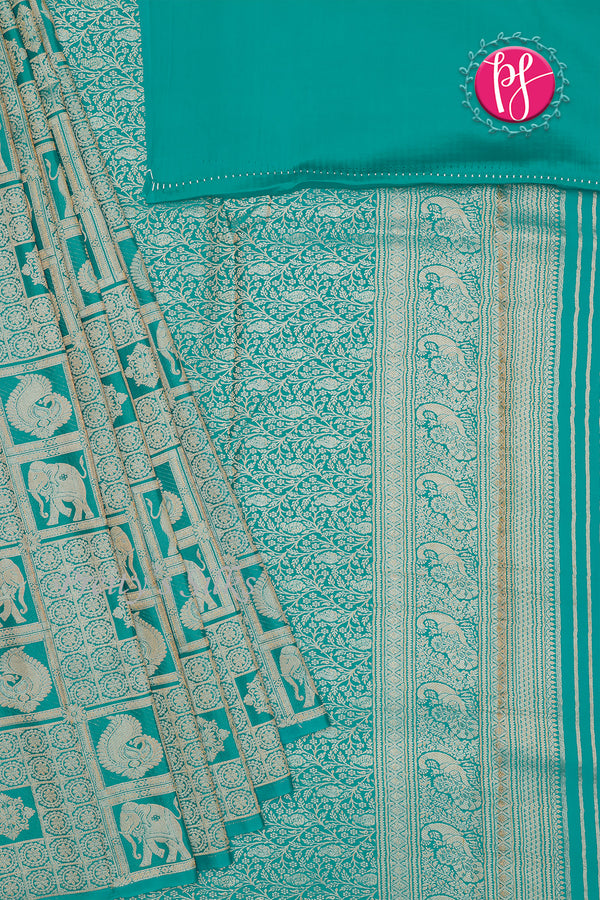 Pure Mysore Crepe Silk Saree- BORDERLESS Brocade Design