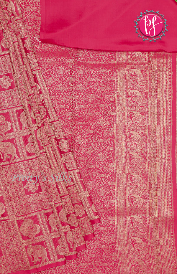 Pure Mysore Crepe Silk Saree- BORDERLESS Brocade Design